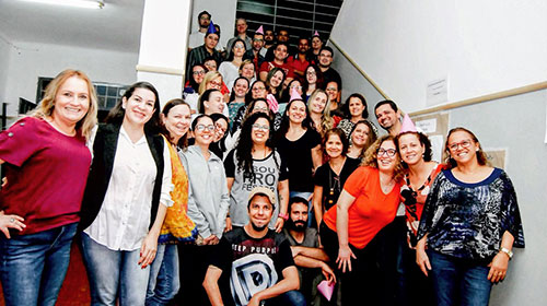 Divulgação - Professores do Clybas em confraternização de encerramento de semestre