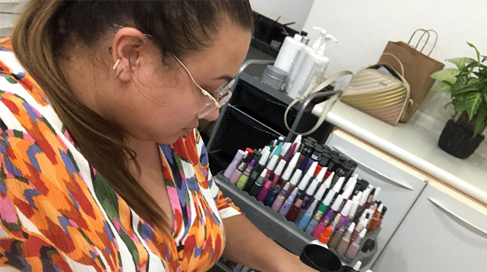 Divulgação - Salão também oferece serviço de manicure e pedicure - FOTO: Divulgação