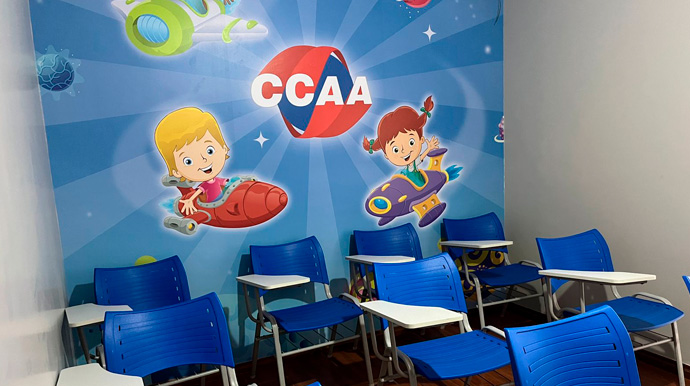 Divulgação - No CCAA Kids, os alunos aprendem o idioma com base em situações reais - Foto: Divulgação