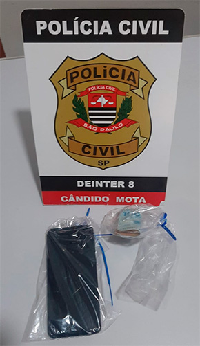 Divulgação/Polícia Civil - Com o acusado foram apreendidos um celular e uma quantia em dinheiro - Foto: Divulgação/Polícia Civil