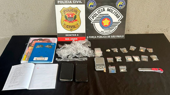 Divulgação/Polícia Civil - A droga e demais materiais localizados foram apreendidos - Foto: Divulgação/Polícia Civil