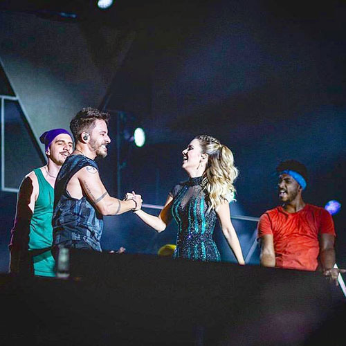 Divulgação - Kaike (à direita) com a dupla Sandy e Junior Divulgação - Kaike (à direita) com a dupla Sandy e Junior