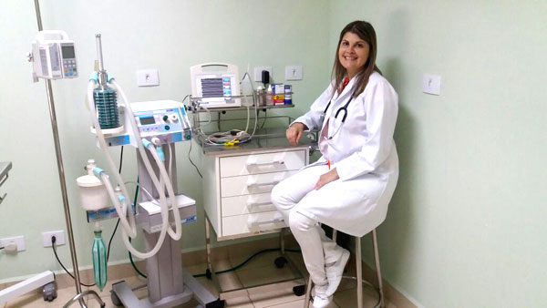 Divulgação - Clínica oferece serviços como aplicação de vacinas importadas, exames laboratoriais, raio X e ultrassom