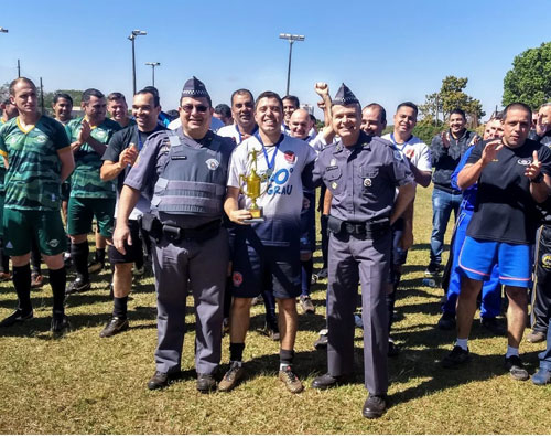 Divulgação PM - Tenente Coronel Carbonari e Coronel Franco também prestigiaram o evento