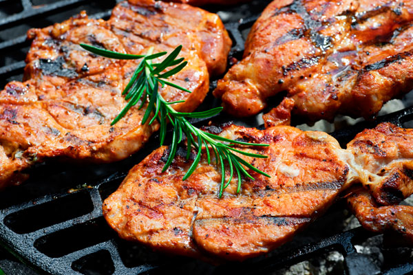 Divulgação - Rica em potássio, selênio, zinco e ferro, a carne suína ajuda a fortalecer a imunidade e controlar a pressão arterial