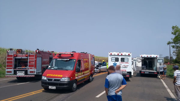 Divulgação - Um ocupante do Corolla morreu e outras duas pessoas ficaram feridas Divulgação - Um ocupante do Corolla morreu e outras duas pessoas ficaram feridas