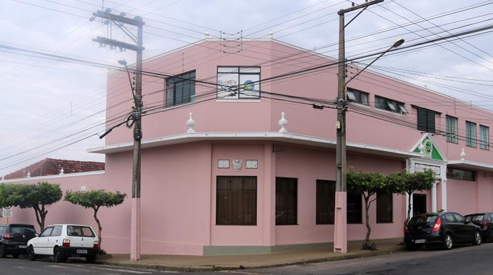 O cursinho COC Pré-Vestibulares fica localizado na sede da escola, na Rua José Viêira da Cunha e Silva, 514, esquina com a Capitão Assis O cursinho COC Pré-Vestibulares fica localizado na sede da escola, na Rua José Viêira da Cunha e Silva, 514, esquina com a Capitão Assis