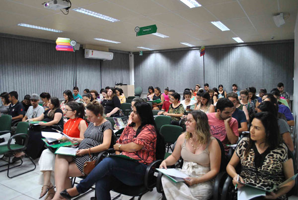 Divulgação Unimed Assis - A programação segue até 30 de outubro com abordagem sobre alimentação, tipos de parto, entre outros assuntos Divulgação Unimed Assis - A programação segue até 30 de outubro com abordagem sobre alimentação, tipos de parto, entre outros assuntos