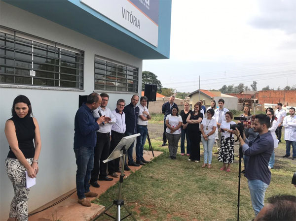 Redação AssisCity - Professores e alunos de Medicina da FEMA estiveram na inauguração da PoliClínica Vitória