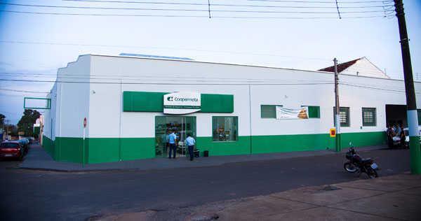 Divulgação - Coopermota inaugurou nova Unidade de Negócios em Paraguaçu Paulista