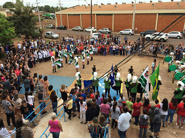 divulgação - A fanfarra interescolar realizou a abertura da feira