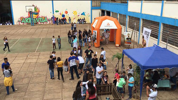 divulgação - Todos os alunos da escola participaram dos trabalhos apresentados na feira