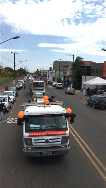 Divulgação - Carreata tem percorrido as principais ruas de Assis anunciando grandes ofertas!