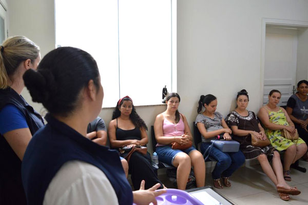 Divulgação - Mamães foram orientadas pela equipe de Enfermagem da Unidade sobre os principais assuntos do âmbito gestacional e materno Divulgação - Mamães foram orientadas pela equipe de Enfermagem da Unidade sobre os principais assuntos do âmbito gestacional e materno
