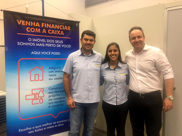 AssisCity - Vinicius, Maria Vitória e Fernando da equipe Duaço