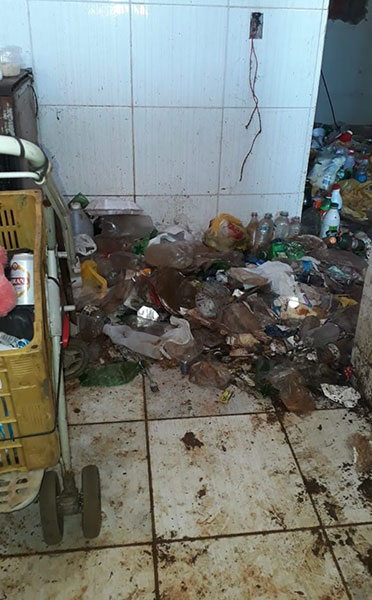Divulgação - Casa de acumulador fica no bairro Santa Clara, em Assis Divulgação - Casa de acumulador fica no bairro Santa Clara, em Assis
