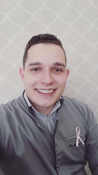 Divulgação - Dr. Emerson da C. Queiroz, especialista em Ortodontia Divulgação - Dr. Emerson da C. Queiroz, especialista em Ortodontia