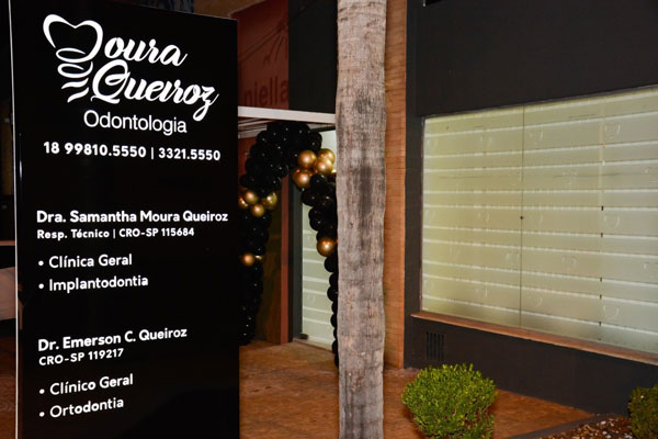 Divulgação - Moura Queiroz Odontologia tem aparelho estético e outros tratamentos em Assis Divulgação - Moura Queiroz Odontologia tem aparelho estético e outros tratamentos em Assis