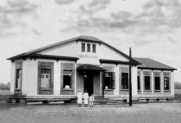 Divulgação - Santa Casa de Assis foi fundada em 1919 Divulgação - Santa Casa de Assis foi fundada em 1919