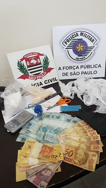 Divulgação - Drogas, dinheiro e outros itens apreendidos em Paraguaçu Paulista