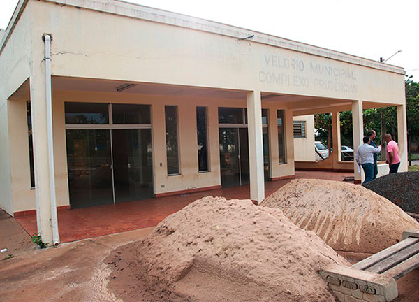 Divulgação - Reforma inclui melhorias no telhado, no prédio, cadeiras novas, ar condicionado, cozinha e banheiro, pintura e alambrado em todo seu entorno, além de uma sala de espera Divulgação - Reforma inclui melhorias no telhado, no prédio, cadeiras novas, ar condicionado, cozinha e banheiro, pintura e alambrado em todo seu entorno, além de uma sala de espera