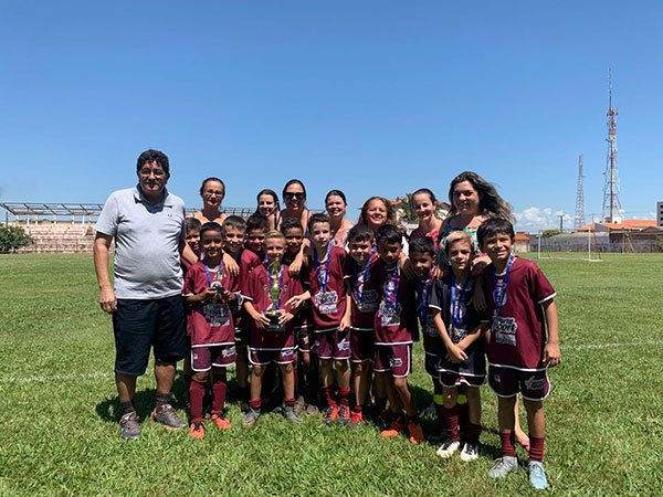 Divulgação - Equipe Moleque Travesso conquistou o título da Copinha Sub 9 em Assis Divulgação - Equipe Moleque Travesso conquistou o título da Copinha Sub 9 em Assis