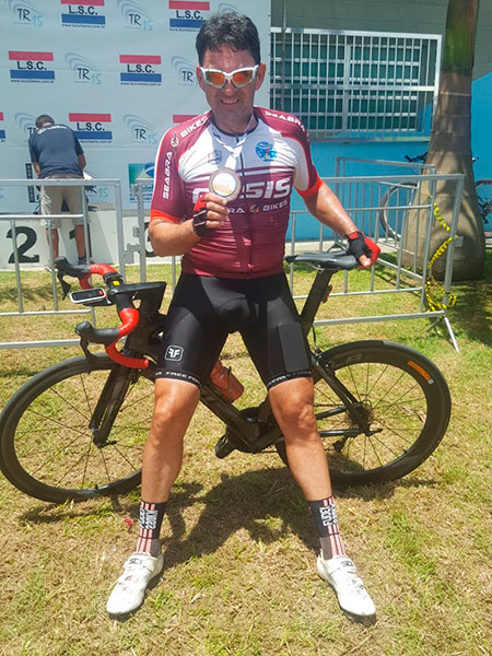 Divulgação - João de Maio, técnico da equipe e atleta Divulgação - João de Maio, técnico da equipe e atleta