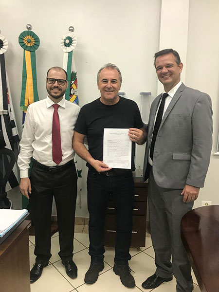 divulgação - Com o convênio novas vagas de estágio na área jurídica serão abertas para alunos do 4º e 5º ano do curso de Direito divulgação - Com o convênio novas vagas de estágio na área jurídica serão abertas para alunos do 4º e 5º ano do curso de Direito