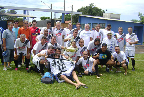 divulgação - Ponte Preta comemora o título de campeão
