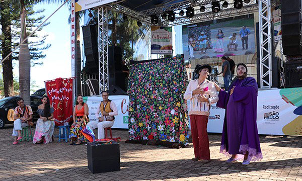 Divulgação - Projeto Culturando se apresenta na praça da Fonte Luminosa das 14h às 21h e tem atração para todos os públicos