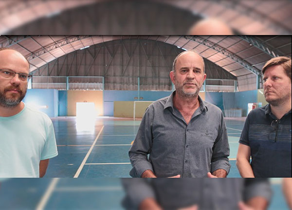 Divulgação - Diretor Executivo da FEMA, Eduardo Vella; prefeito José Fernandes e Secretário Municipal de Saúde, Adriano Romagnoli Divulgação - Diretor Executivo da FEMA, Eduardo Vella; prefeito José Fernandes e Secretário Municipal de Saúde, Adriano Romagnoli