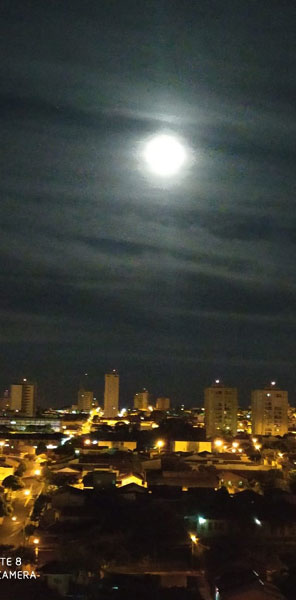 Manoel Barbosa - A superlua poderá ser vista ainda nesta quarta e quinta-feiras Manoel Barbosa - A superlua poderá ser vista ainda nesta quarta e quinta-feiras