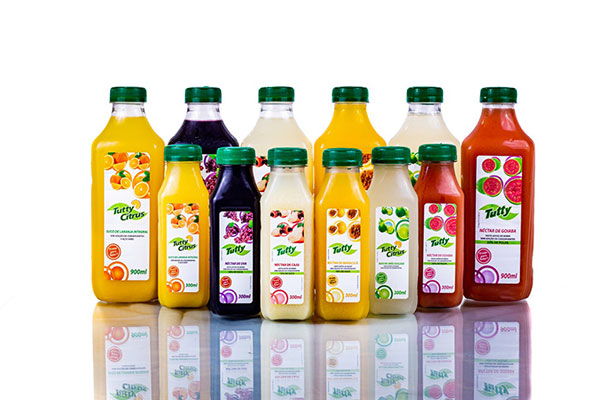 São diversos sabores para você provar do suco natural, produzido direto da fruta pela Tutty Citrus e entrega na sua casa! São diversos sabores para você provar do suco natural, produzido direto da fruta pela Tutty Citrus e entrega na sua casa!