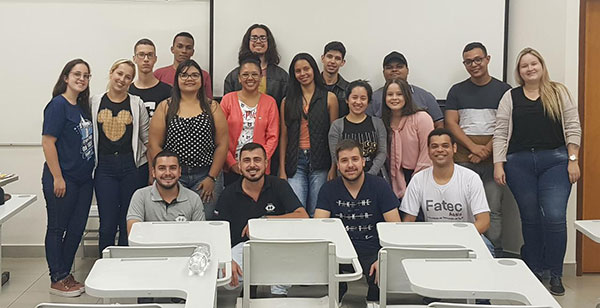 divulgação - Os alunos oferecem atendimento para empresas de todo o estado divulgação - Os alunos oferecem atendimento para empresas de todo o estado