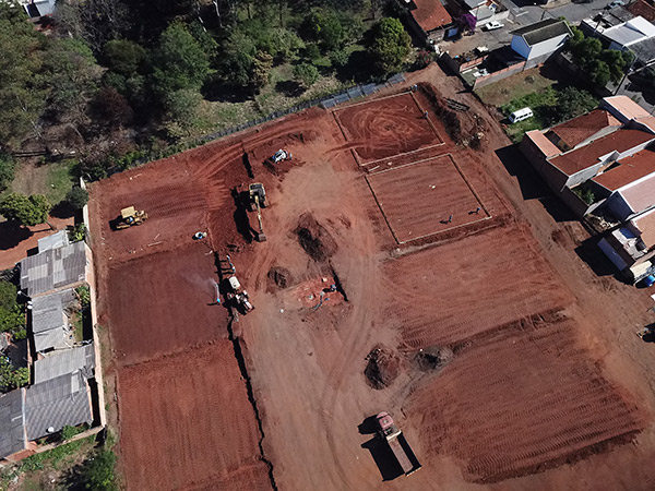 As obras continuam a todo vapor As obras continuam a todo vapor