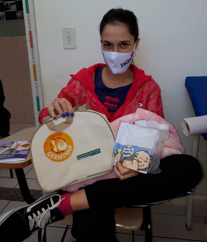 Divulgação - A novidade foi a confecção de 500 máscaras para serem distribuídas no momento do teste do pezinho Divulgação - A novidade foi a confecção de 500 máscaras para serem distribuídas no momento do teste do pezinho