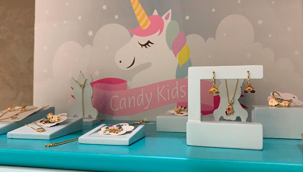 Divulgação - A linha de semijóiais kids traz ótimas opções de escolha para presentes Divulgação - A linha de semijóiais kids traz ótimas opções de escolha para presentes