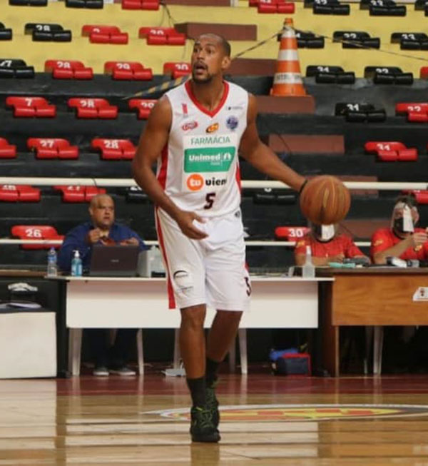 divulgação - César Fabretti, melhor jogador divulgação - César Fabretti, melhor jogador