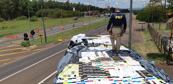 divulgação - Polícia apreende milhares de eletrônicos sem nota fiscal em rodovia de Ourinhos