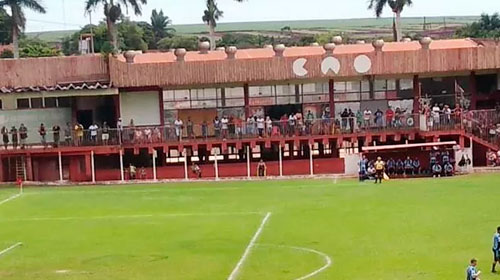 Divulgação - Final de torneio de futebol gera aglomeração em Ourinhos — Foto: Prefeitura de Ourinhos/Divulgação