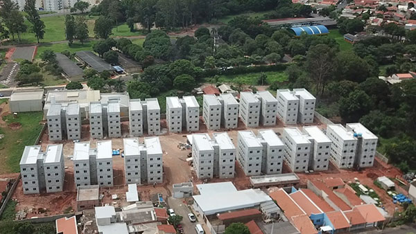 O Residencial está sendo construído em uma área privilegiada ao lado da FEMA (Fundação Educacional do Município de Assis)