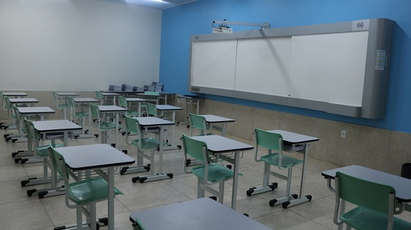 Tecnologia de ponta nas salas de aula Tecnologia de ponta nas salas de aula