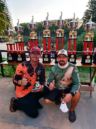 Divulgação - Junior e Ney Pesco pescaram no total 95.080 kg de peixes Divulgação - Junior e Ney Pesco pescaram no total 95.080 kg de peixes