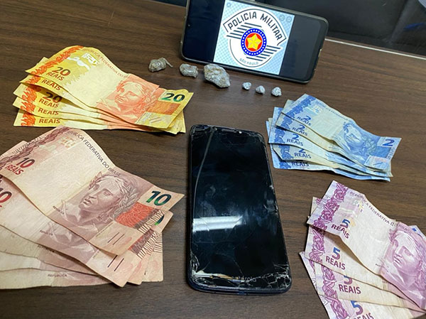 divulgação - Drogas e dinheiro apreendidos divulgação - Drogas e dinheiro apreendidos