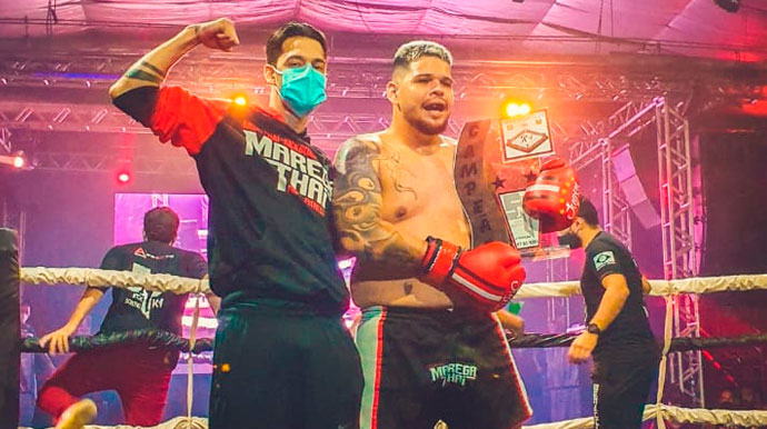Divulgação - Assisense Fábio Borges conquistou título no torneio Super Fighters Divulgação - Assisense Fábio Borges conquistou título no torneio Super Fighters