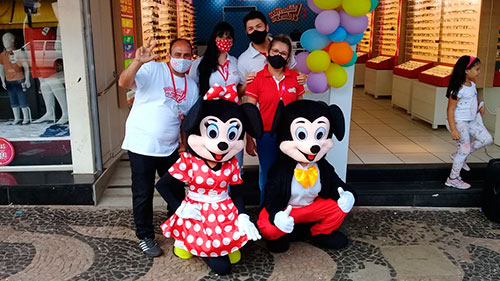 Divulgação - Equipe Mercadão dos Óculos Divulgação - Equipe Mercadão dos Óculos