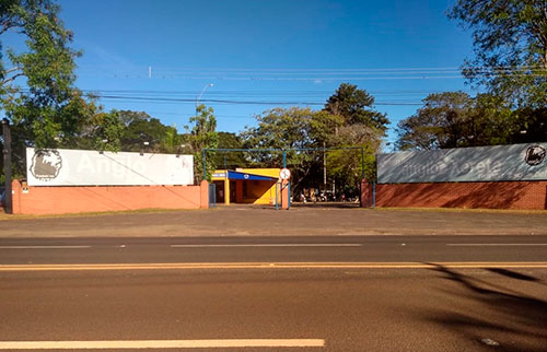 Divulgação - Antes da instalação das lonas pela Brindart Divulgação - Antes da instalação das lonas pela Brindart