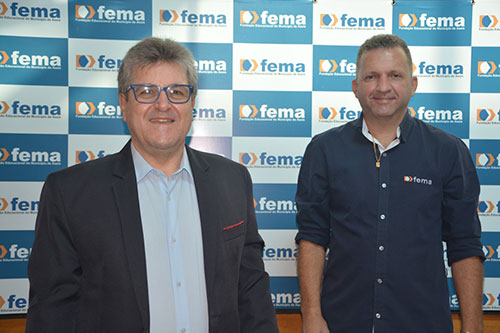Divulgação - Professor mestre Gerson José Beneli e do professor doutor Alex Poletto Divulgação - Professor mestre Gerson José Beneli e do professor doutor Alex Poletto