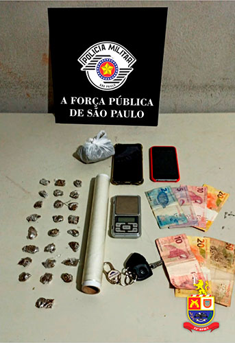 divulgação - Dinheiro e drogas apreendidos divulgação - Dinheiro e drogas apreendidos