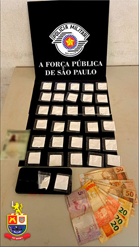 divulgação - Drogas e dinheiro apreendidos divulgação - Drogas e dinheiro apreendidos